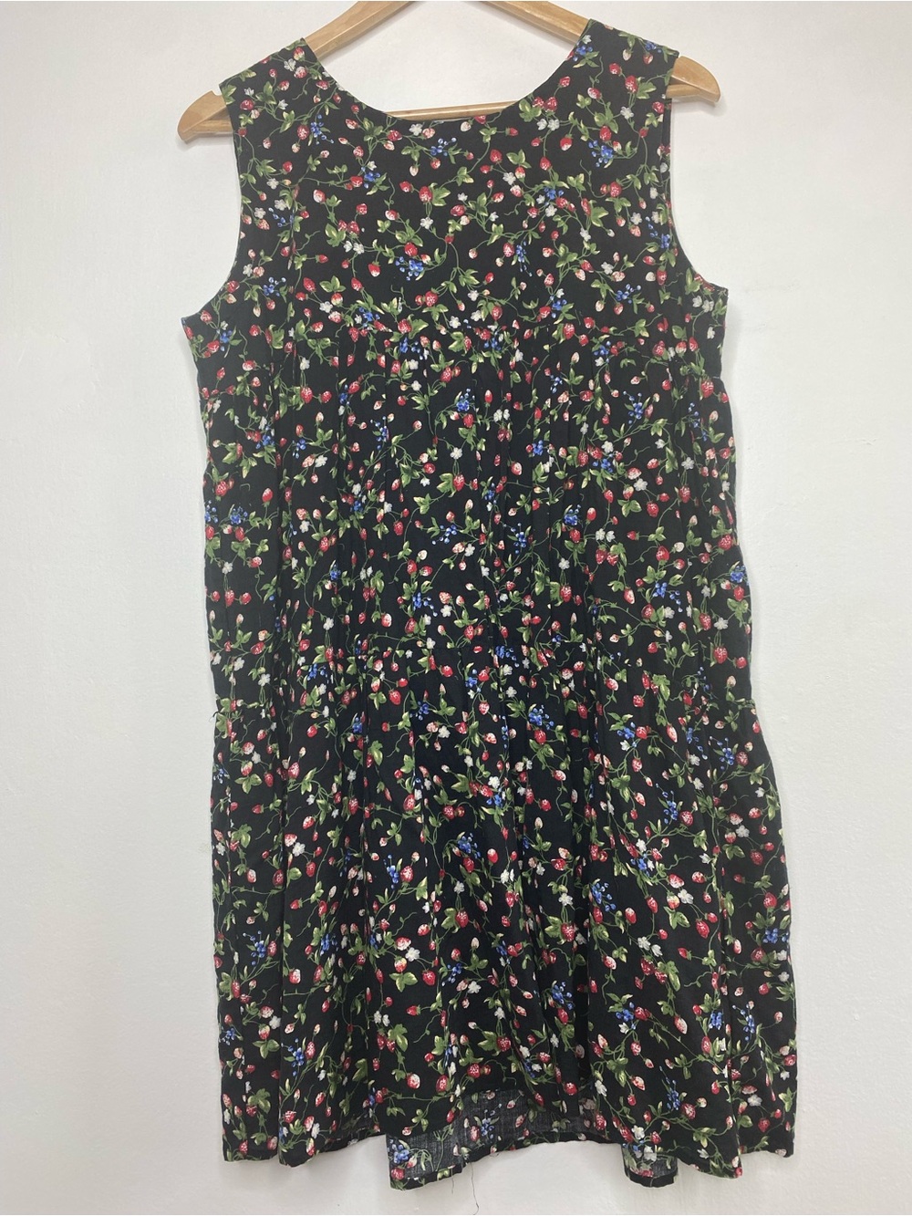 POL Strawberry Tiered Mini Dress Size Medium ditsy fruit Cottagecore